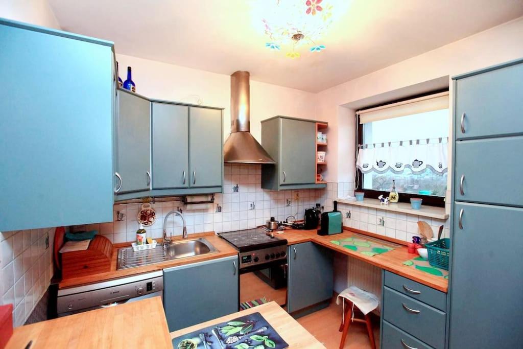 Large And Modern With Free Parking Spot Krakau